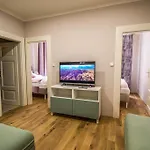 Unique Apt 250M From The Charles Bridge